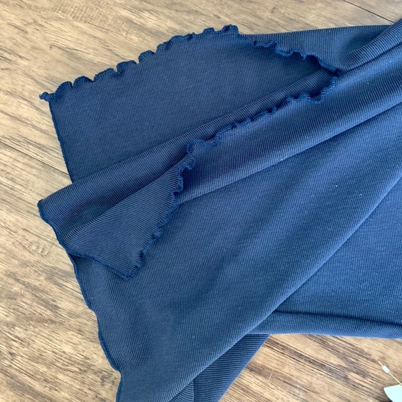 Sadie & Sage navy romper - Picture 6 of 11